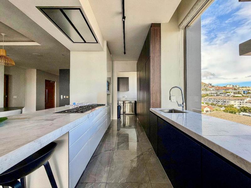 3 Bedroom Property for Sale in Green Point Western Cape